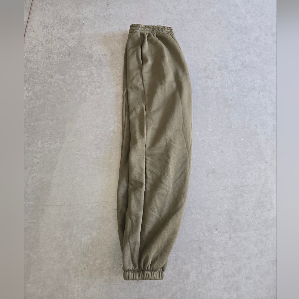 NWOT Haute Fox Olive Green Women's Joggers